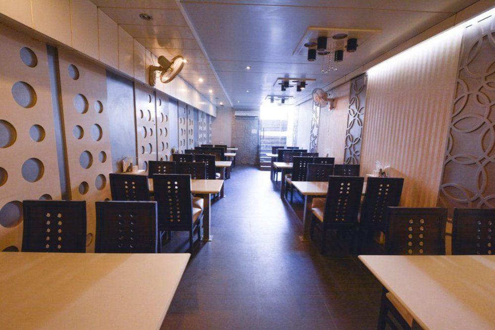 Hotel Central Residency Βαρανάσι Εξωτερικό φωτογραφία