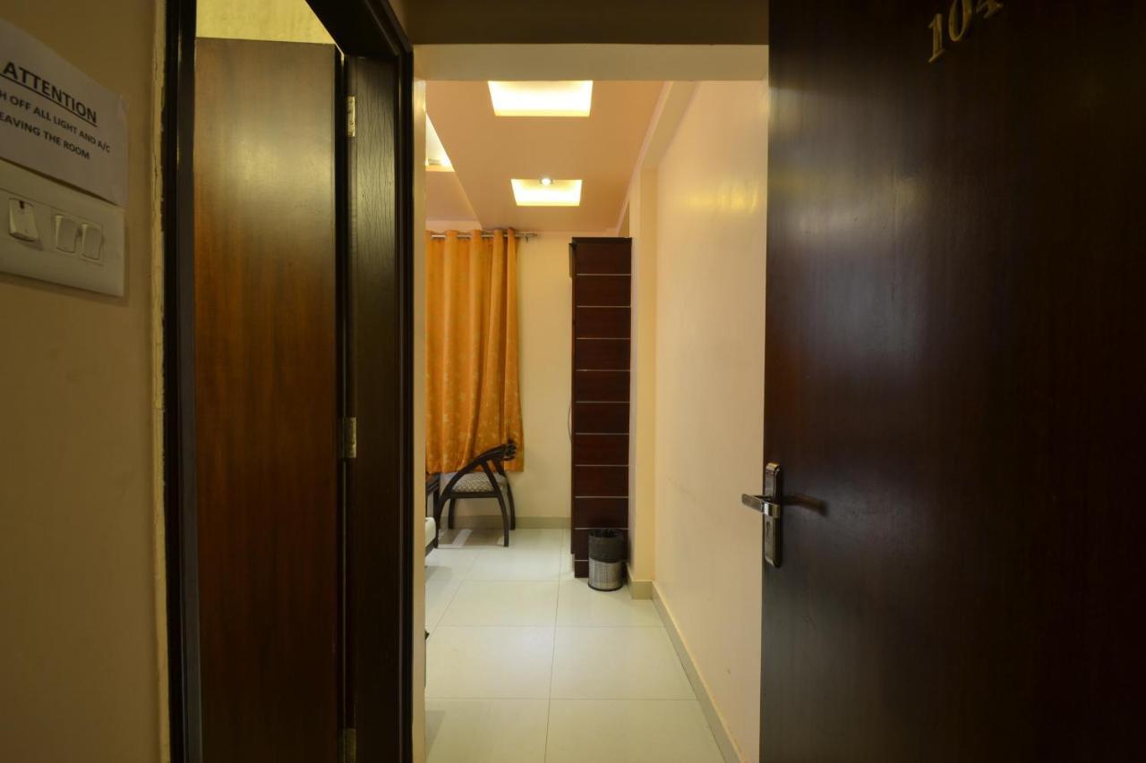 Hotel Central Residency Βαρανάσι Εξωτερικό φωτογραφία