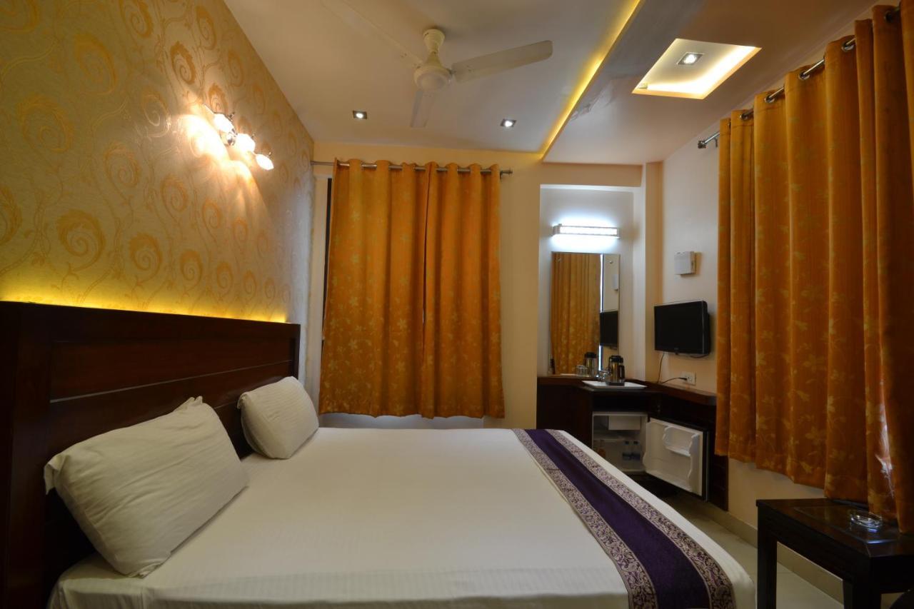 Hotel Central Residency Βαρανάσι Εξωτερικό φωτογραφία