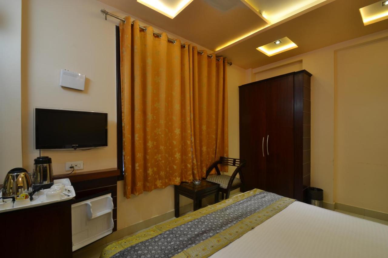 Hotel Central Residency Βαρανάσι Εξωτερικό φωτογραφία
