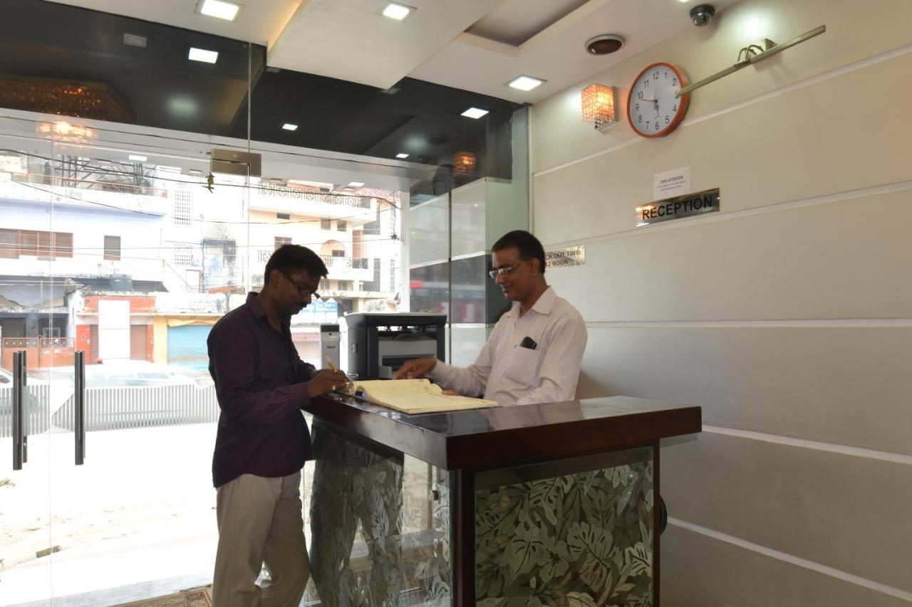 Hotel Central Residency Βαρανάσι Εξωτερικό φωτογραφία